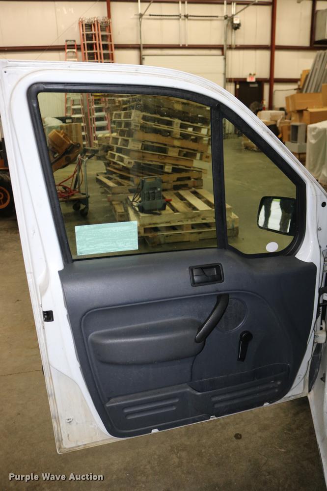 image for item DC3688 2010 Ford Transit Connect van