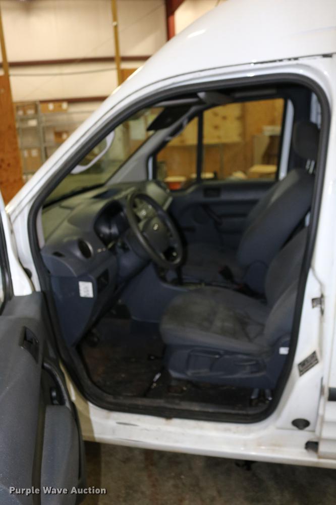 image for item DC3688 2010 Ford Transit Connect van