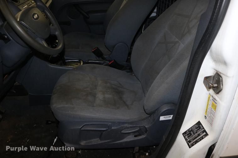 image for item DC3688 2010 Ford Transit Connect van