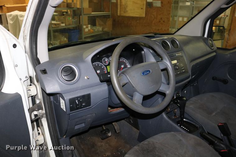 image for item DC3688 2010 Ford Transit Connect van