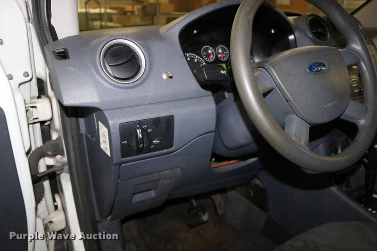 image for item DC3688 2010 Ford Transit Connect van