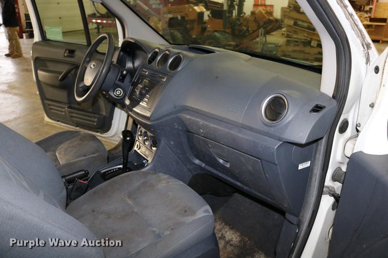 image for item DC3688 2010 Ford Transit Connect van