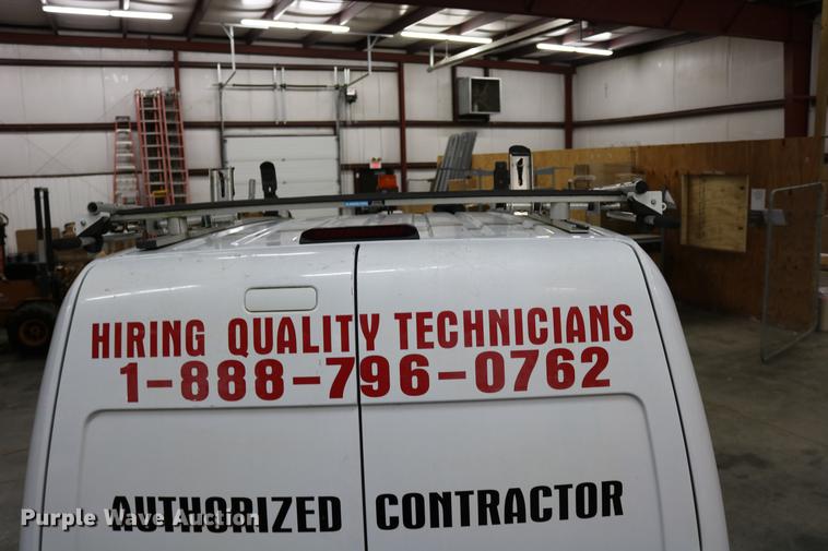 image for item DC3688 2010 Ford Transit Connect van