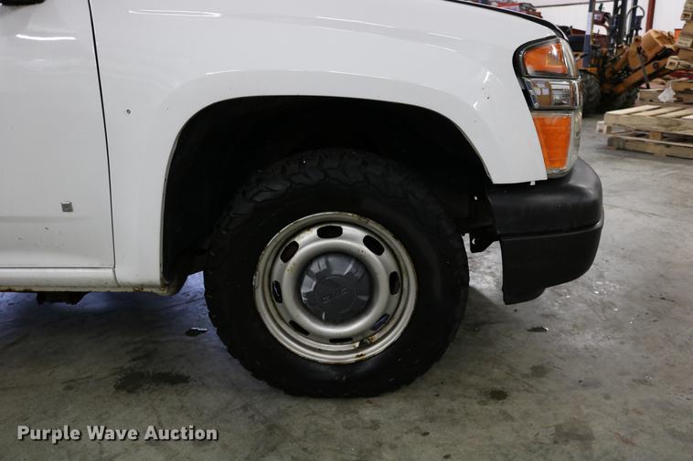 image for item DC3691 2007 GMC Canyon pickup truck