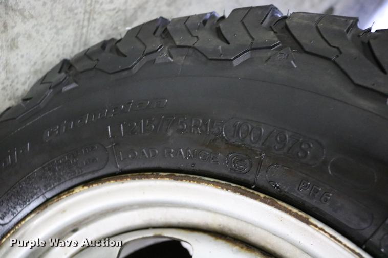 image for item DC3691 2007 GMC Canyon pickup truck