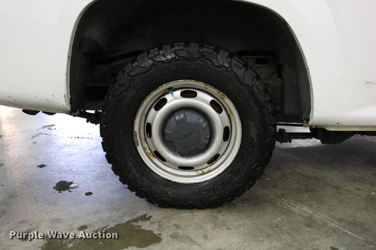 image for item DC3691 2007 GMC Canyon pickup truck