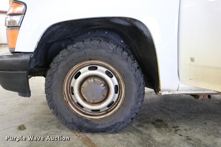 image for item DC3691 2007 GMC Canyon pickup truck