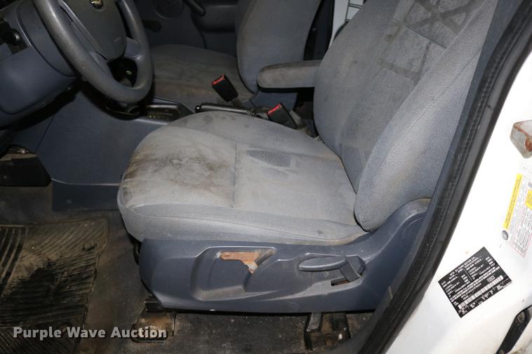 image for item DC3692 2010 Ford Transit Connect van