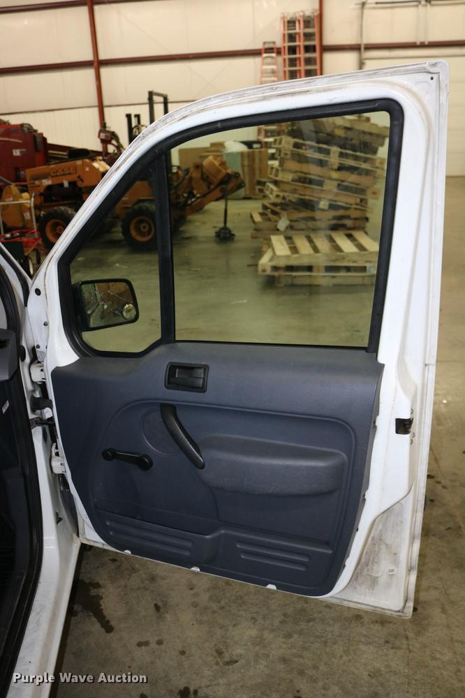 image for item DC3692 2010 Ford Transit Connect van
