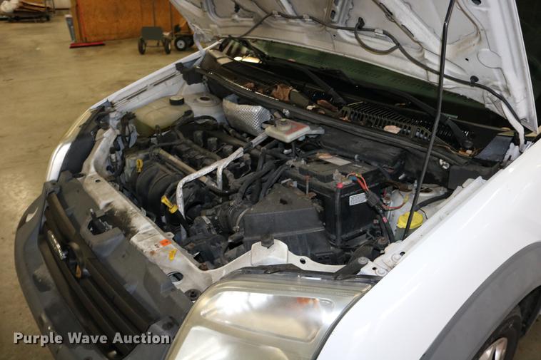 image for item DC3692 2010 Ford Transit Connect van