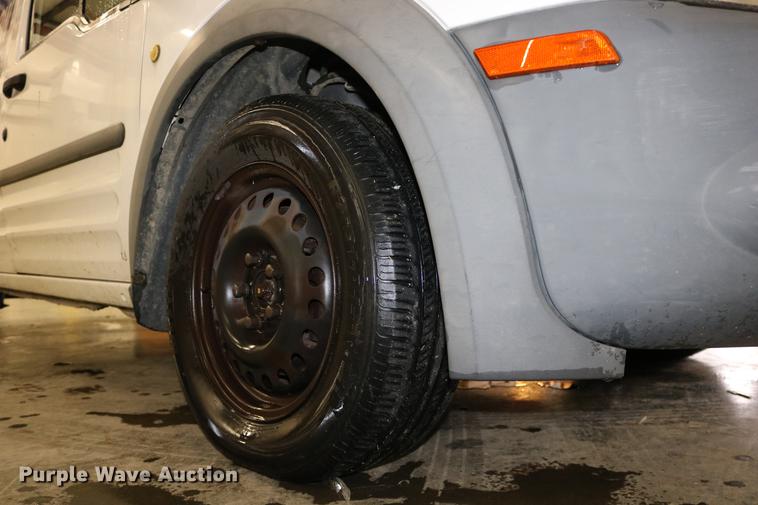 image for item DC3692 2010 Ford Transit Connect van