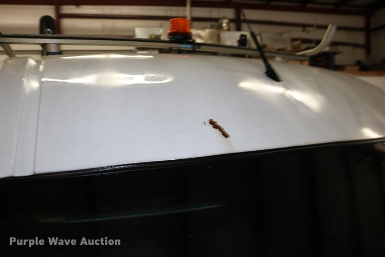 image for item DC3692 2010 Ford Transit Connect van