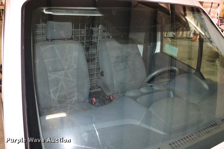 image for item DC3692 2010 Ford Transit Connect van