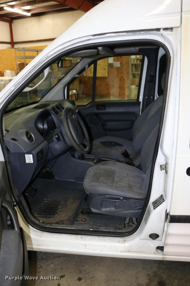 image for item DC3693 2010 Ford Transit Connect van