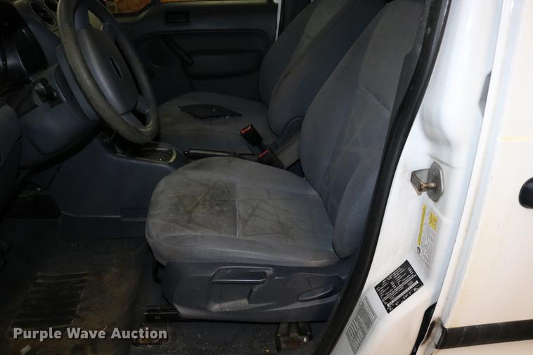 image for item DC3693 2010 Ford Transit Connect van