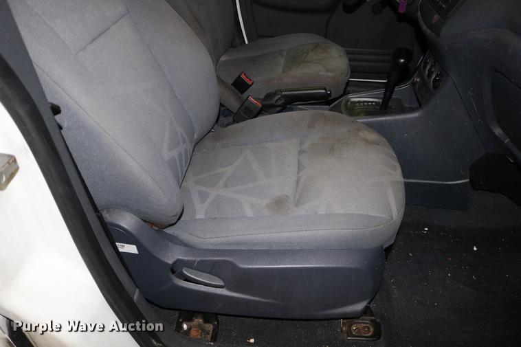image for item DC3693 2010 Ford Transit Connect van