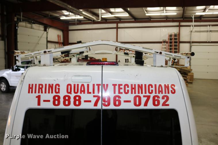 image for item DC3693 2010 Ford Transit Connect van