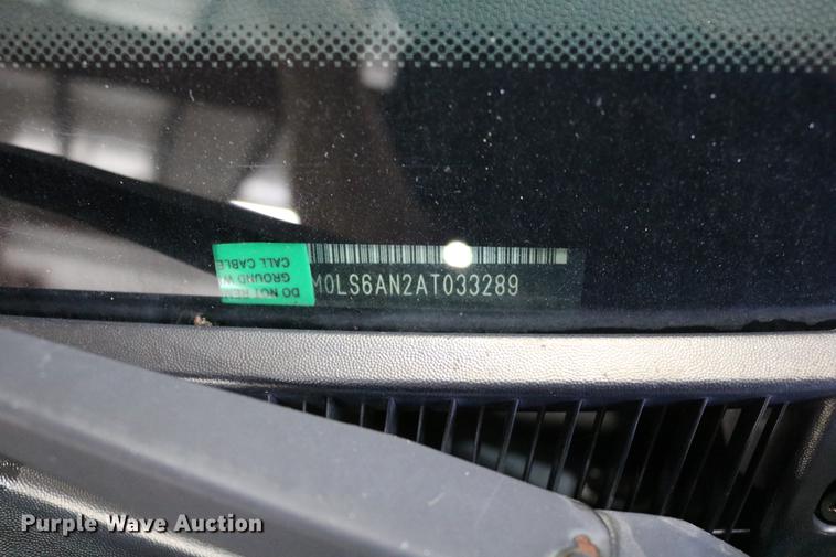 image for item DC3693 2010 Ford Transit Connect van