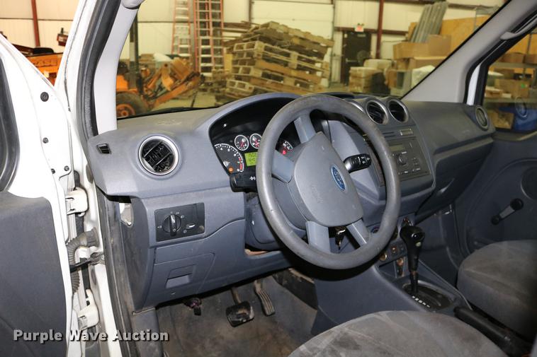 image for item DC3694 2010 Ford Transit Connect van