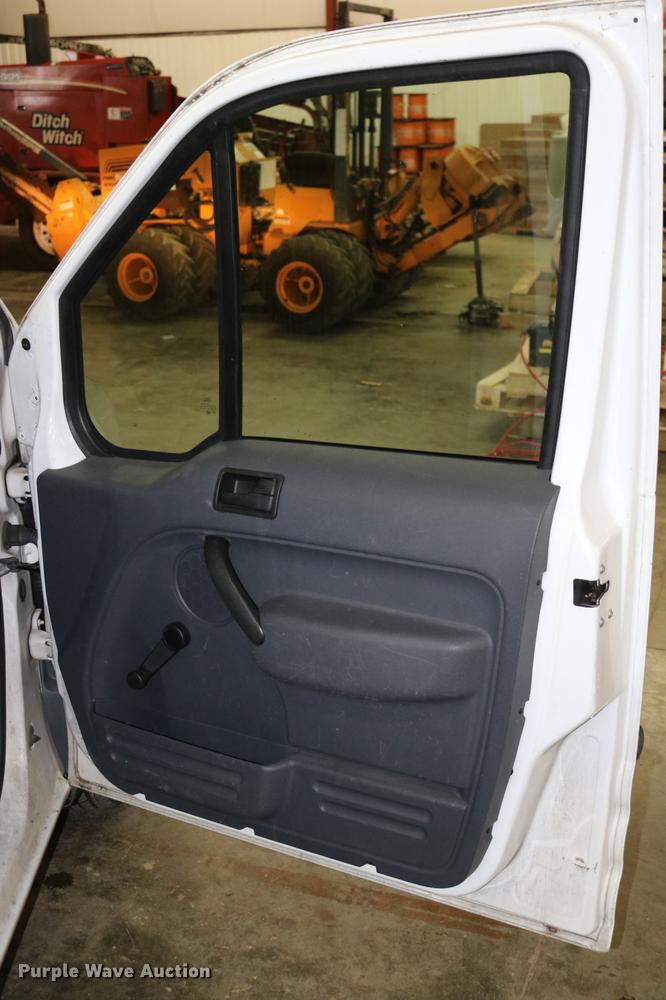 image for item DC3694 2010 Ford Transit Connect van