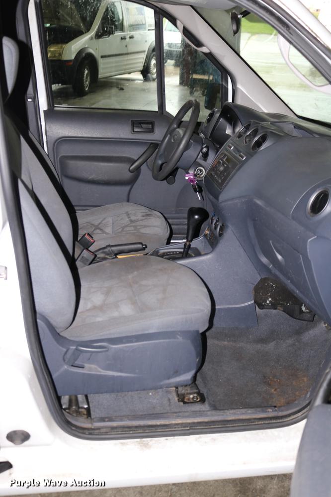 image for item DC3694 2010 Ford Transit Connect van
