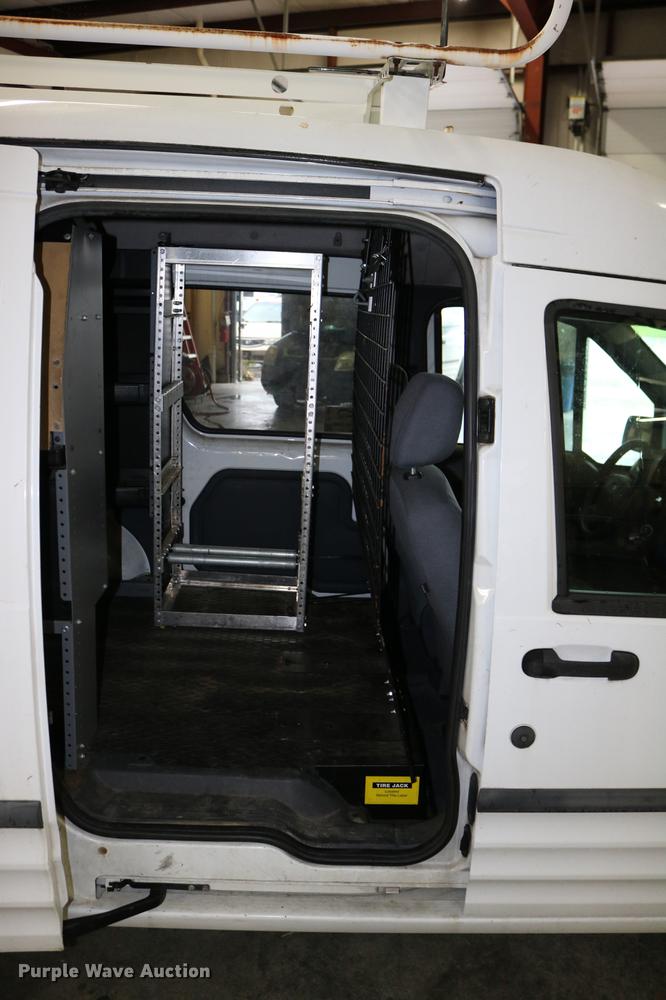 image for item DC3694 2010 Ford Transit Connect van