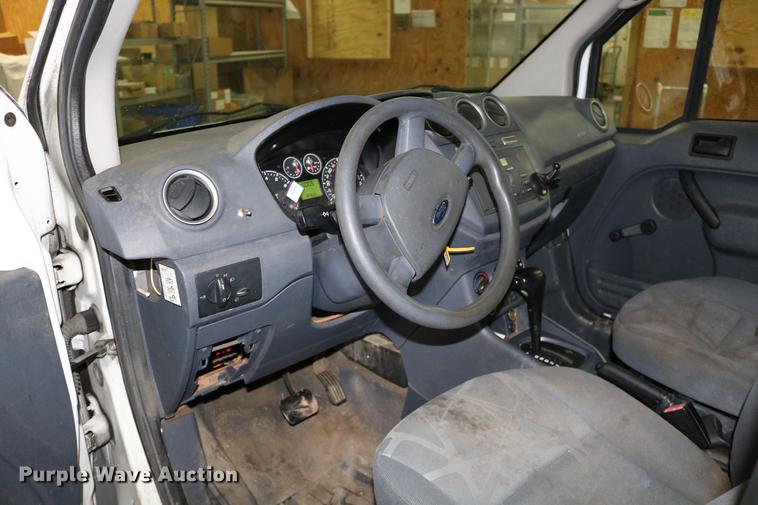 image for item DC3695 2010 Ford Transit Connect van