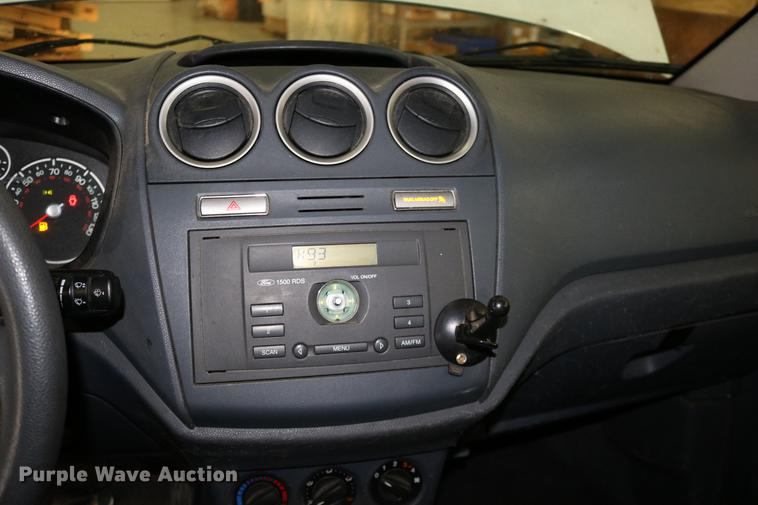 image for item DC3695 2010 Ford Transit Connect van