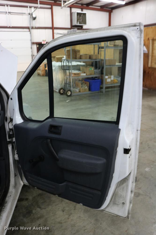 image for item DC3695 2010 Ford Transit Connect van