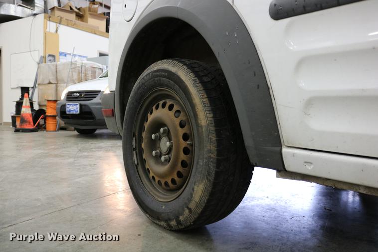 image for item DC3695 2010 Ford Transit Connect van