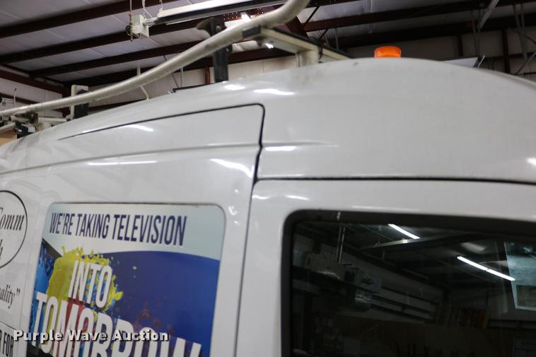 image for item DC3695 2010 Ford Transit Connect van