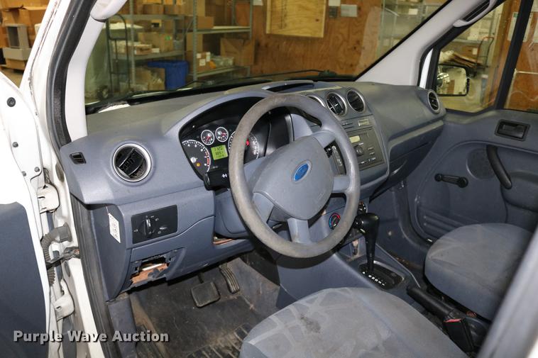 image for item DC3696 2010 Ford Transit Connect van