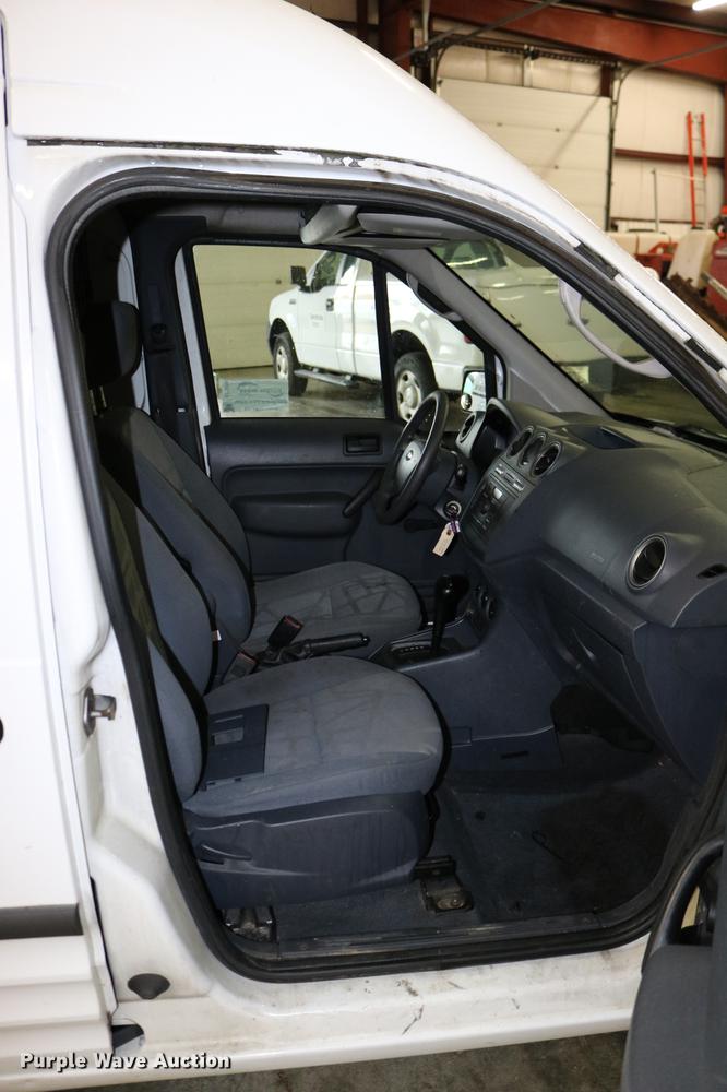 image for item DC3696 2010 Ford Transit Connect van