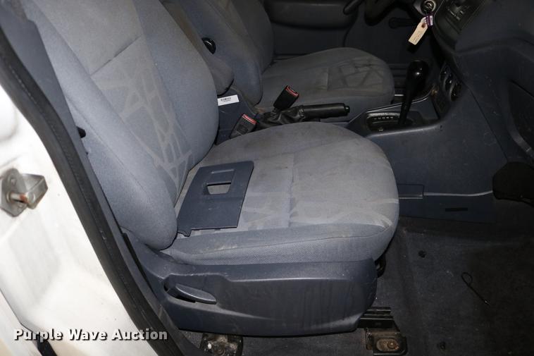 image for item DC3696 2010 Ford Transit Connect van