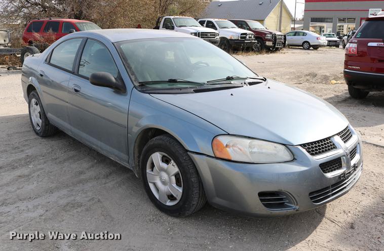 image for item DC3702 2006 Dodge Stratus