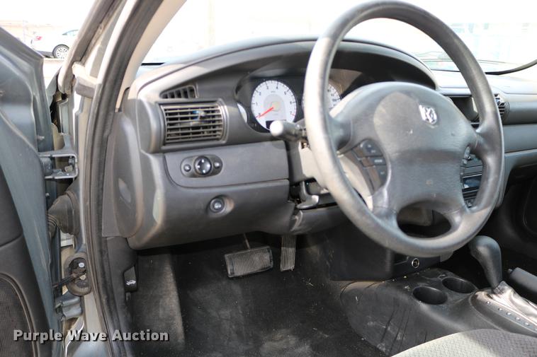 image for item DC3702 2006 Dodge Stratus