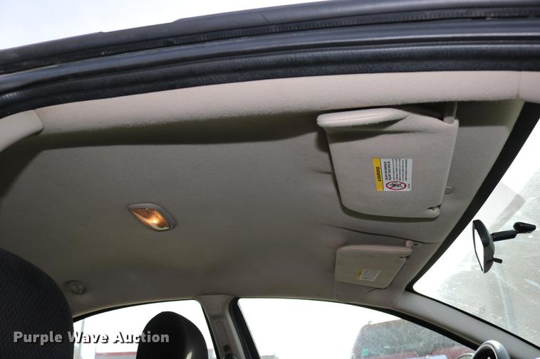 image for item DC3702 2006 Dodge Stratus
