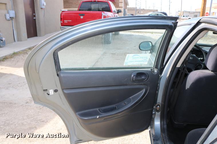 image for item DC3702 2006 Dodge Stratus
