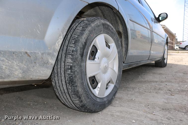 image for item DC3702 2006 Dodge Stratus