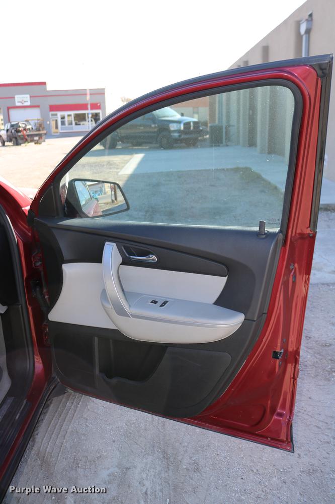 image for item DC3712 2011 GMC Acadia SUV