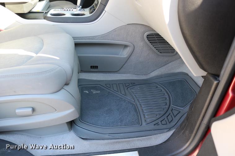 image for item DC3712 2011 GMC Acadia SUV