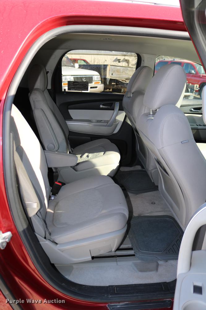 image for item DC3712 2011 GMC Acadia SUV
