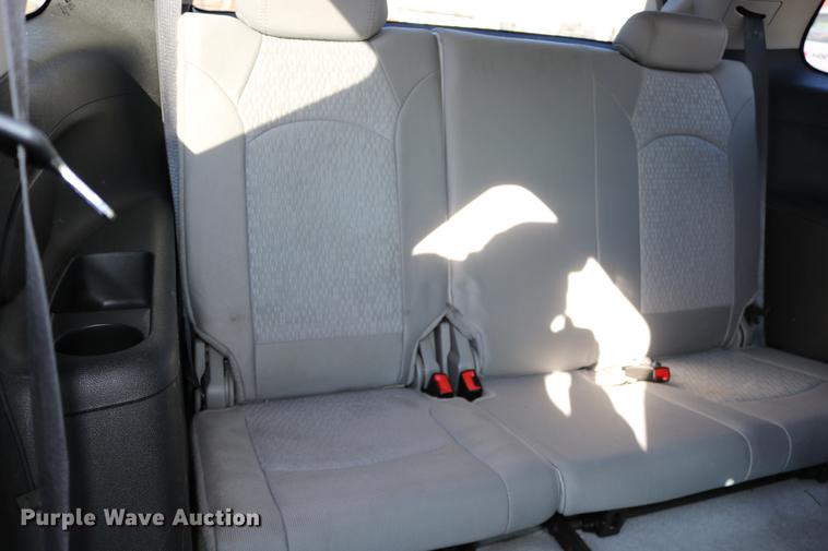 image for item DC3712 2011 GMC Acadia SUV