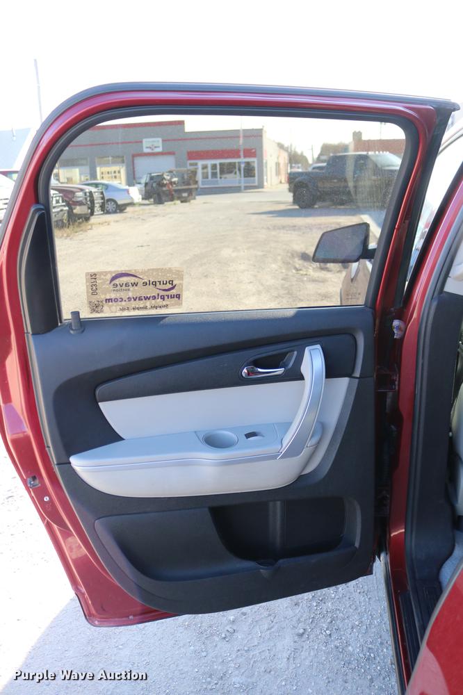 image for item DC3712 2011 GMC Acadia SUV