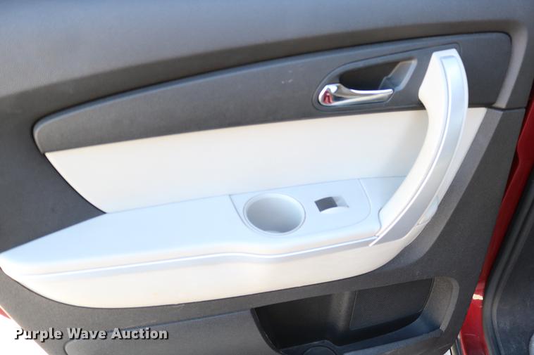 image for item DC3712 2011 GMC Acadia SUV