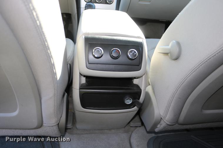 image for item DC3712 2011 GMC Acadia SUV