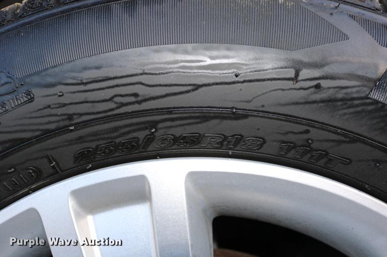 image for item DC3712 2011 GMC Acadia SUV