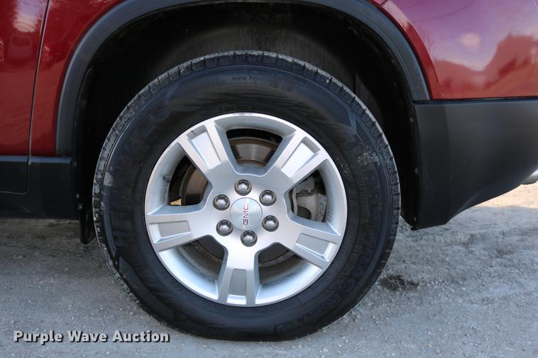 image for item DC3712 2011 GMC Acadia SUV
