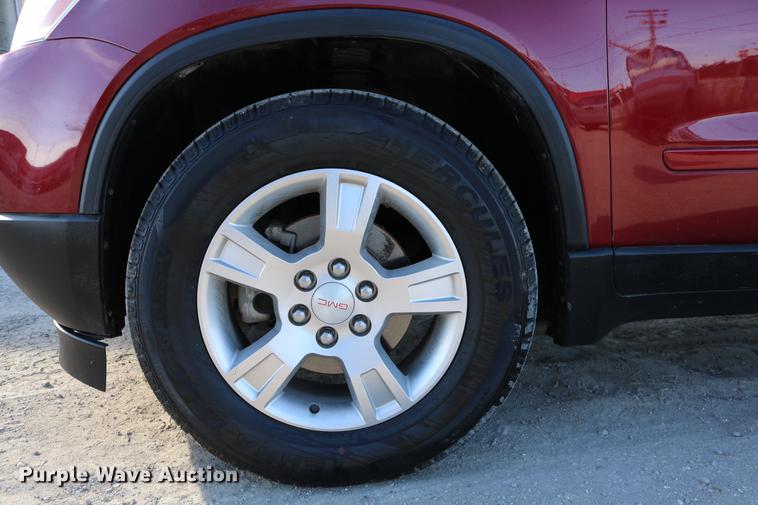 image for item DC3712 2011 GMC Acadia SUV