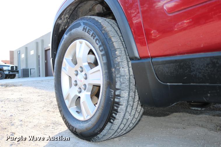 image for item DC3712 2011 GMC Acadia SUV